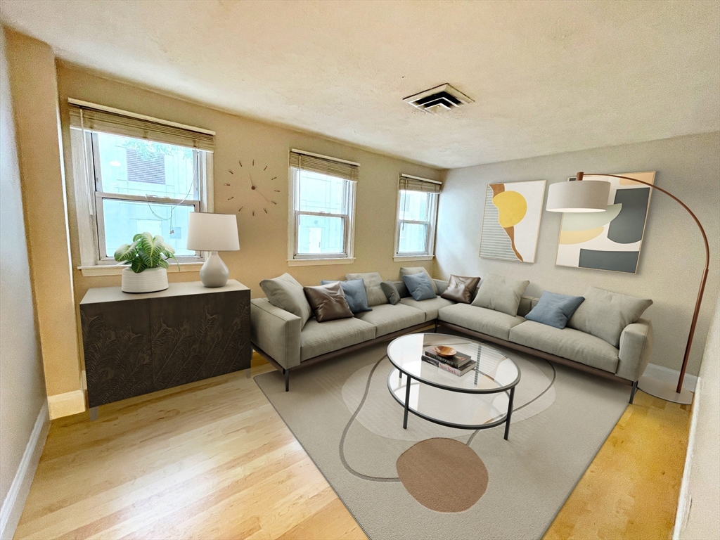 182 Cottage St # 101