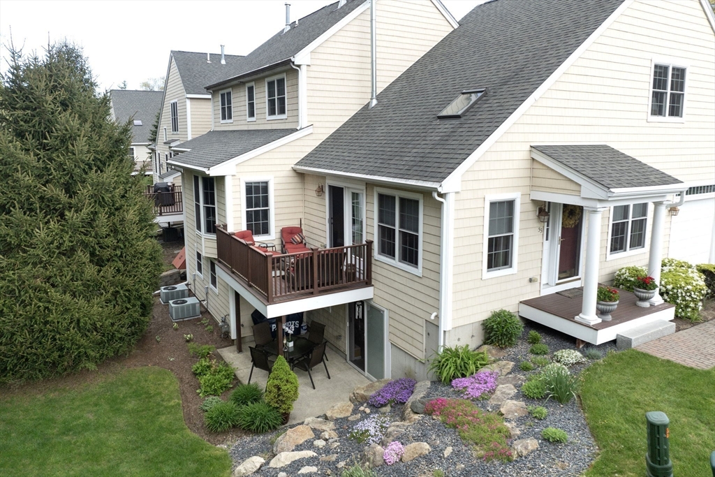 53 Hemlock Cir # 53