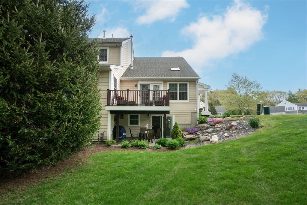 53 Hemlock Cir # 53