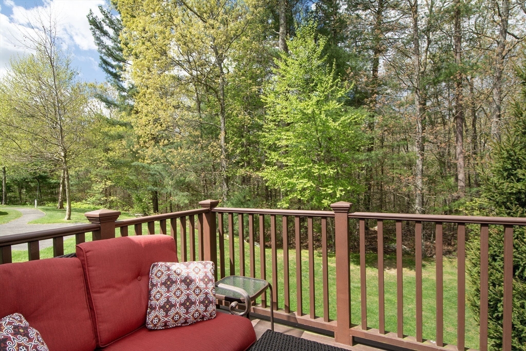 53 Hemlock Cir # 53