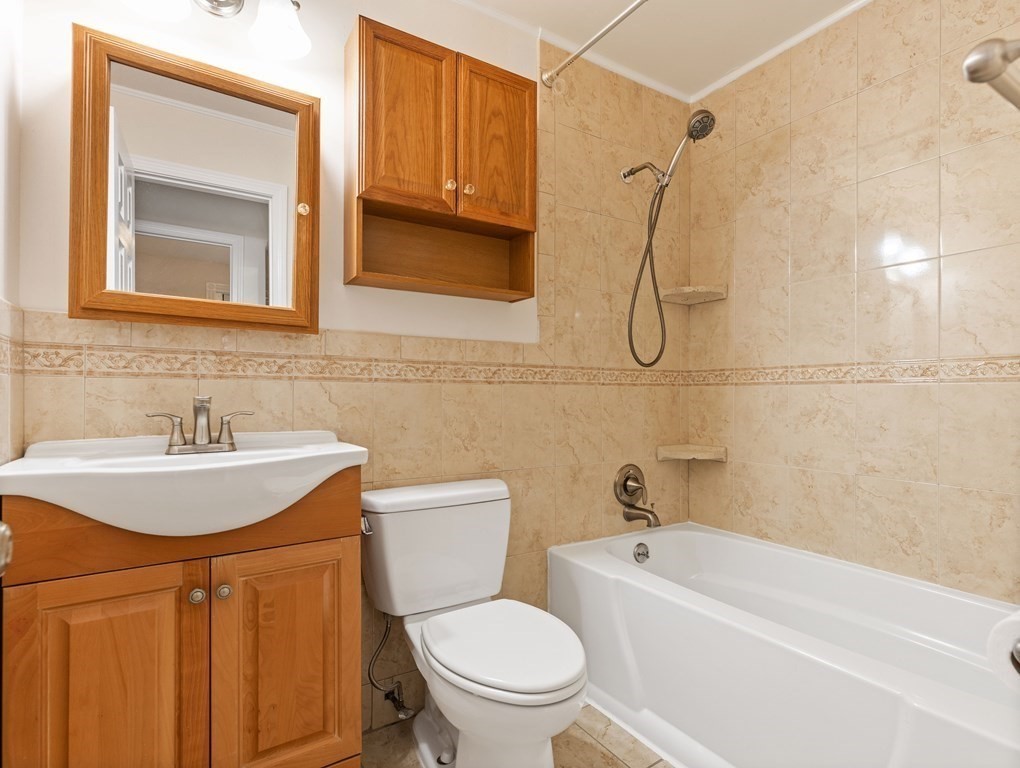 394 Marlborough Street # 9