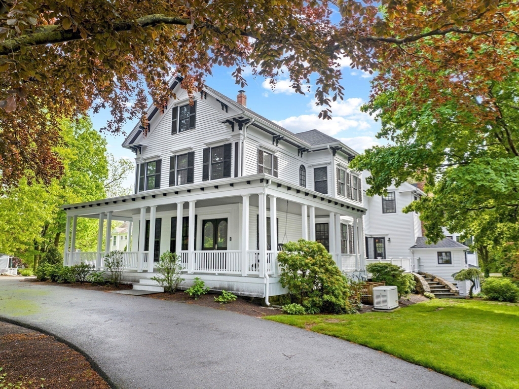 193 S Main St