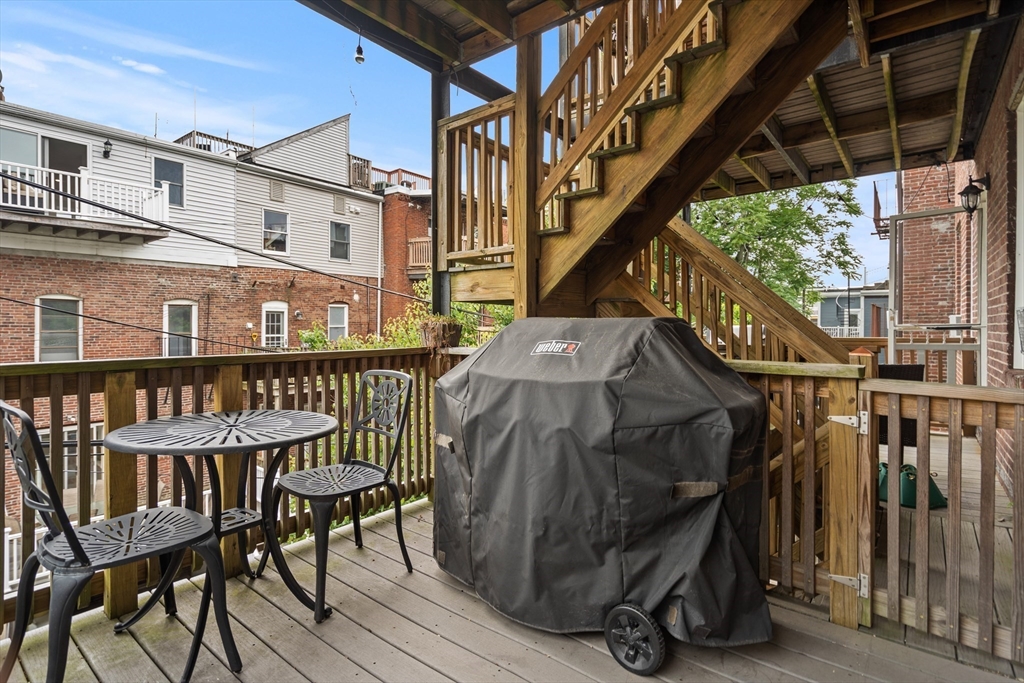 41 Swallow St # 2