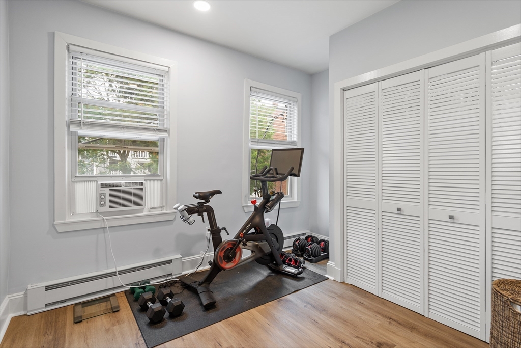 41 Swallow St # 2