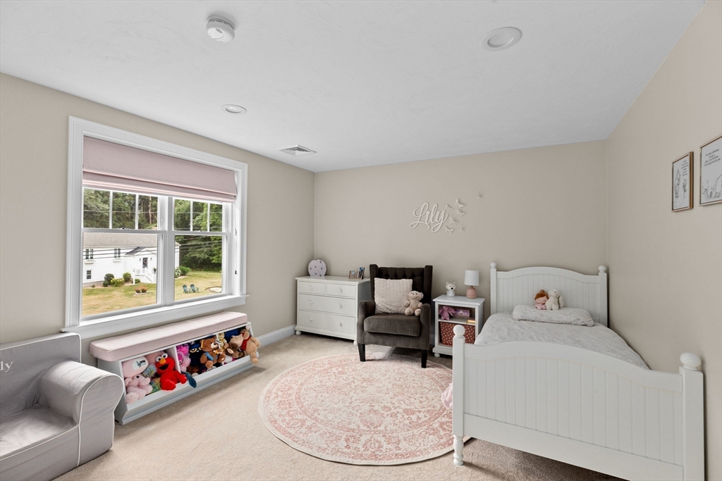 6 Creelman Dr