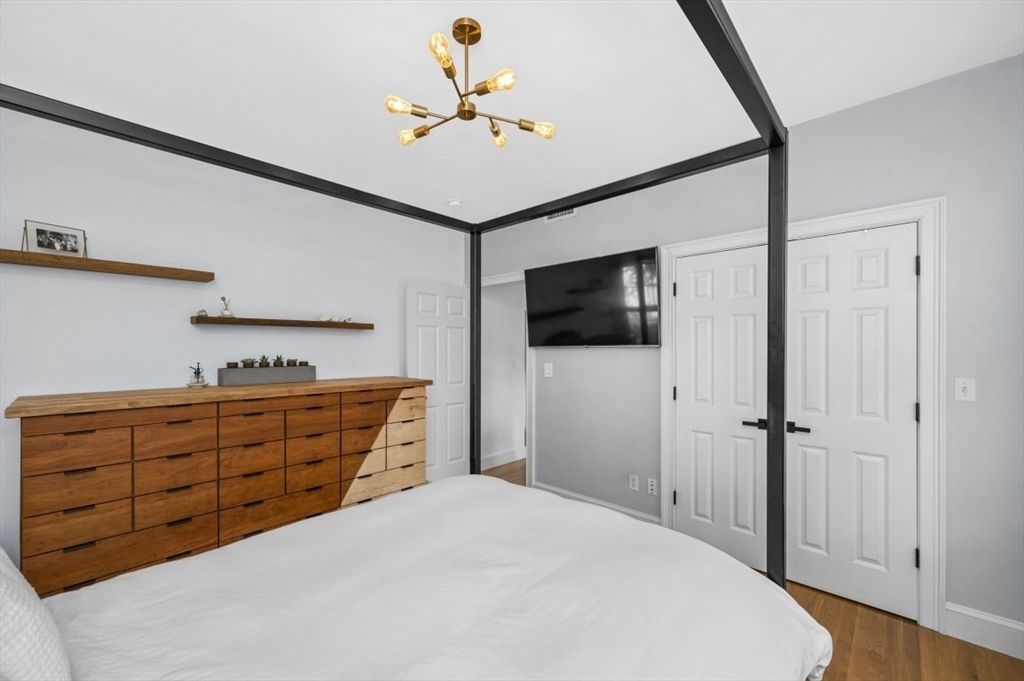 168 West 9th St # 1