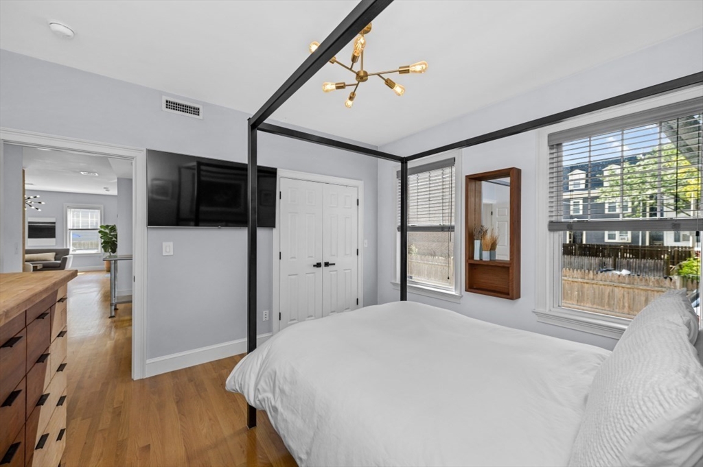 168 West 9th St # 1