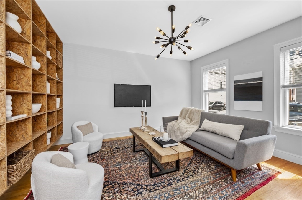 168 West 9th St # 1