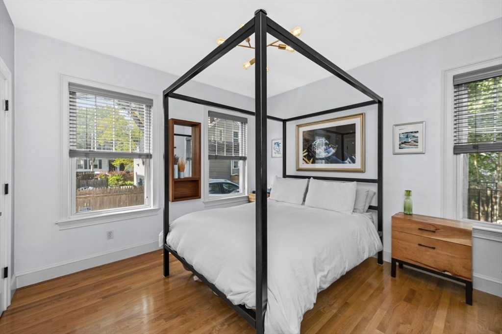 168 West 9th St # 1