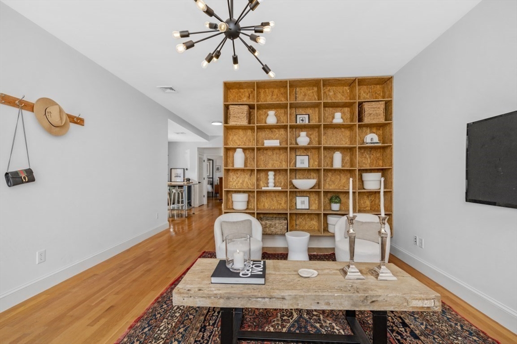 168 West 9th St # 1