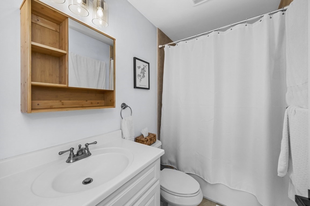168 West 9th St # 1