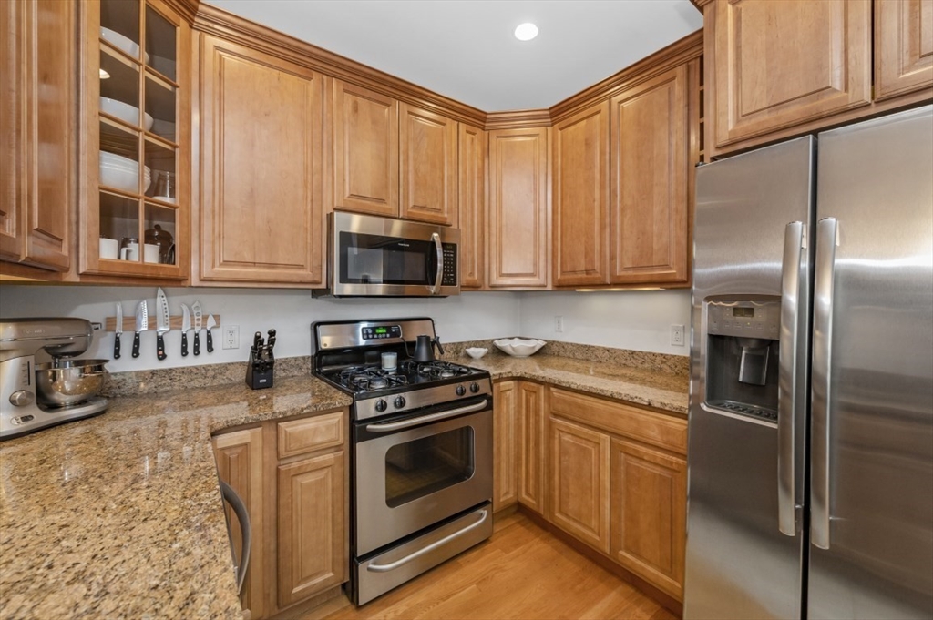 168 West 9th St # 1