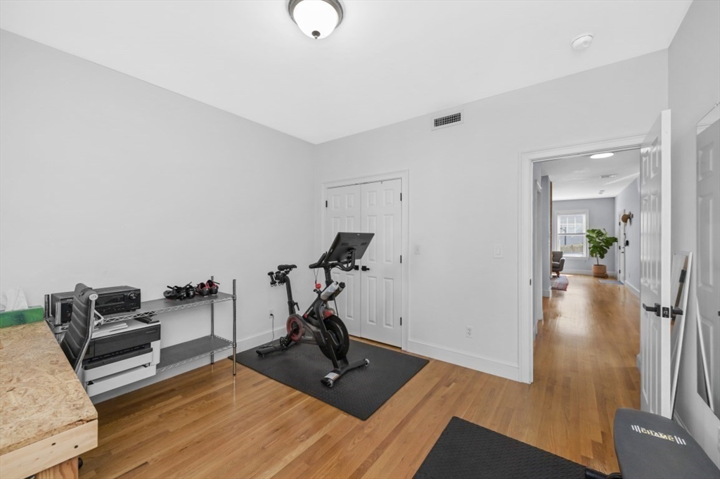 168 West 9th St # 1