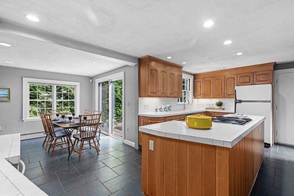 159 Bellevue St