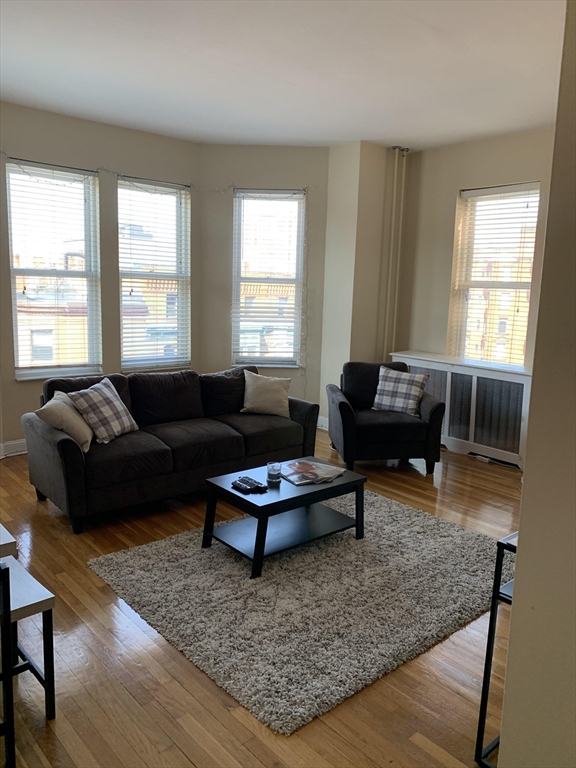 411 Marlborough St # 10