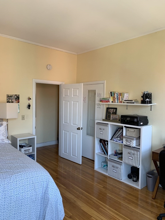 411 Marlborough St # 10