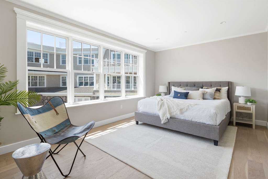 124 Elm Street # 203