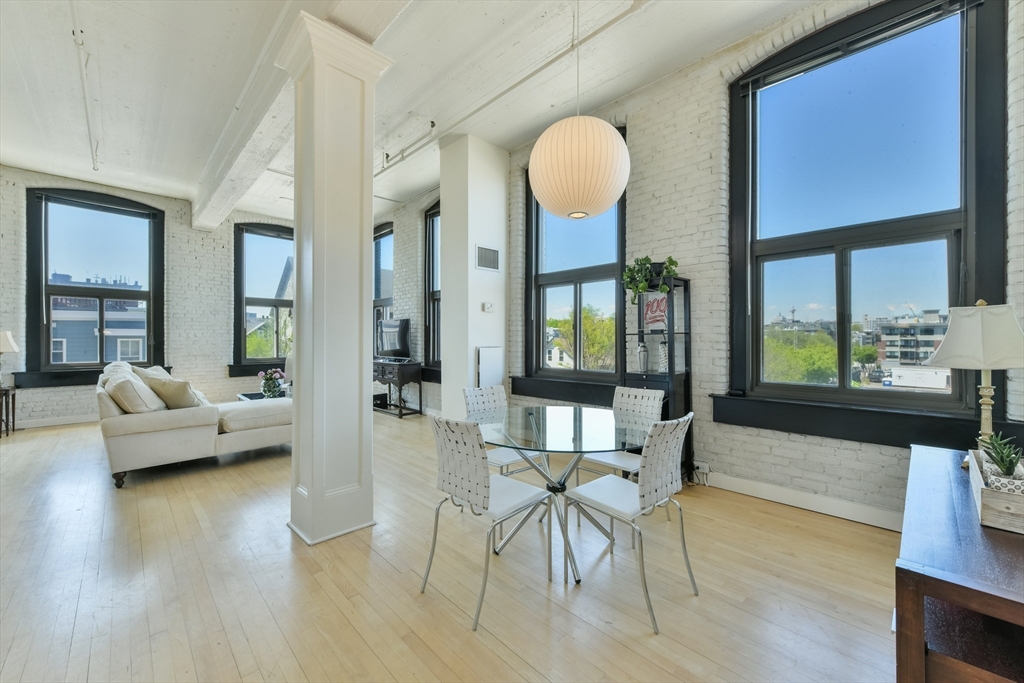 320 W. 2nd Street # 305