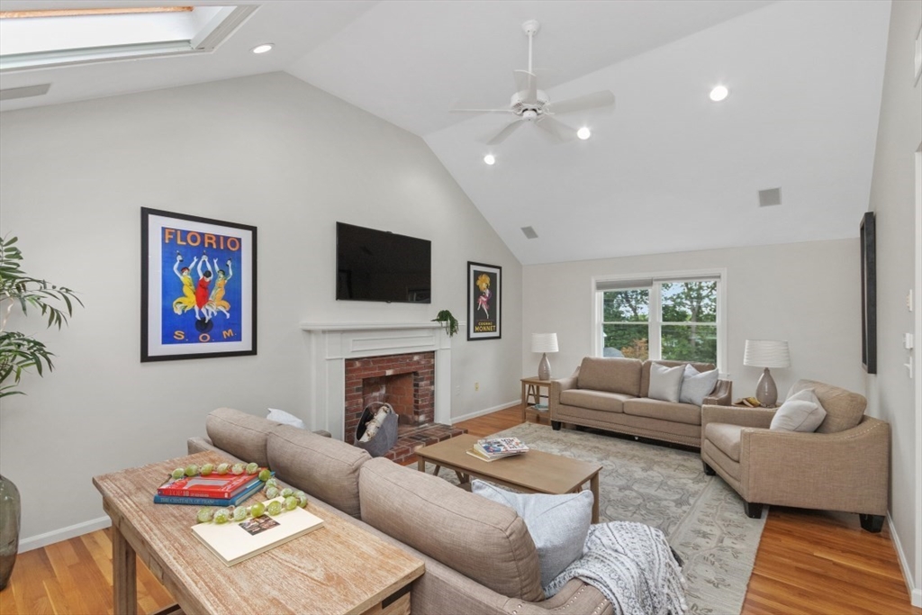 71 Richdale Rd