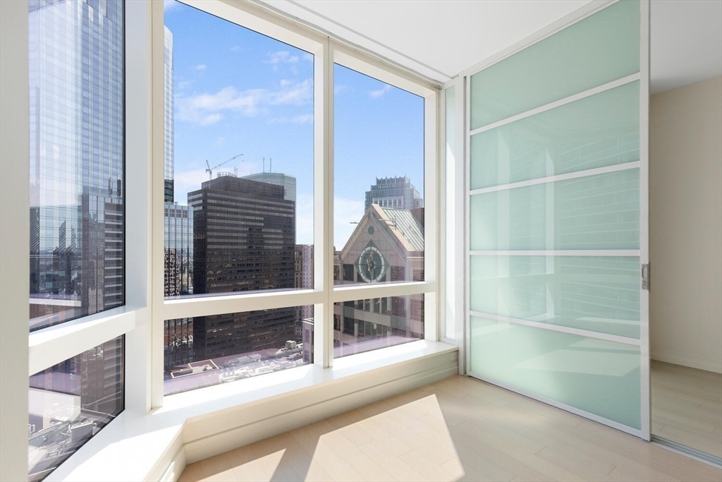 1 Franklin St # 2809
