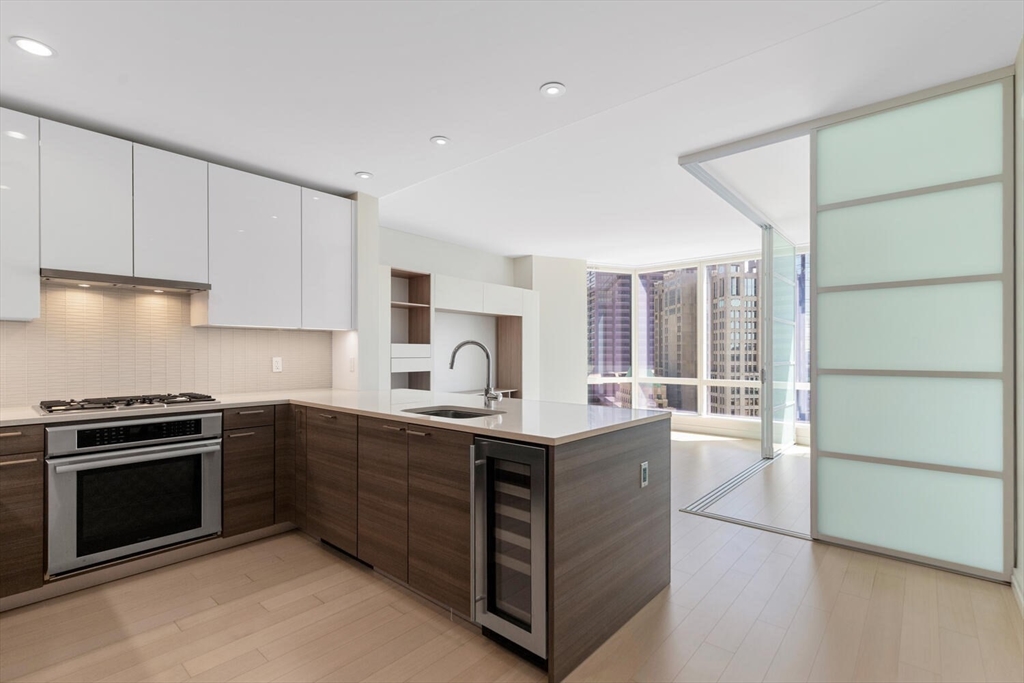 1 Franklin St # 2809