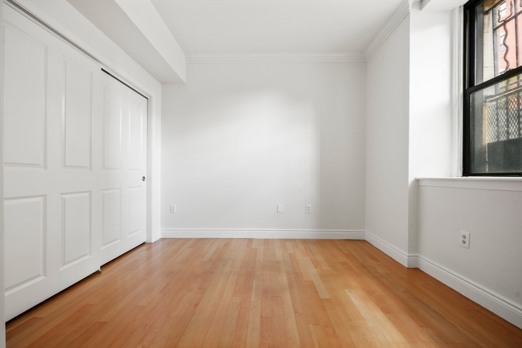 10 Charlesgate E # 1