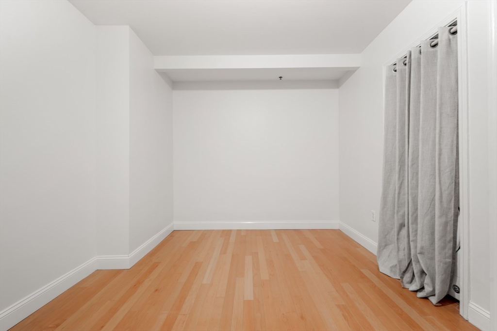 10 Charlesgate E # 1