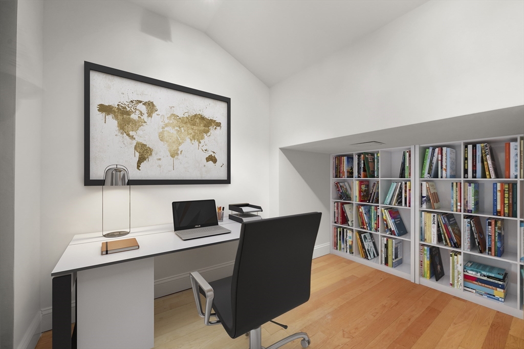 10 Charlesgate E # 1
