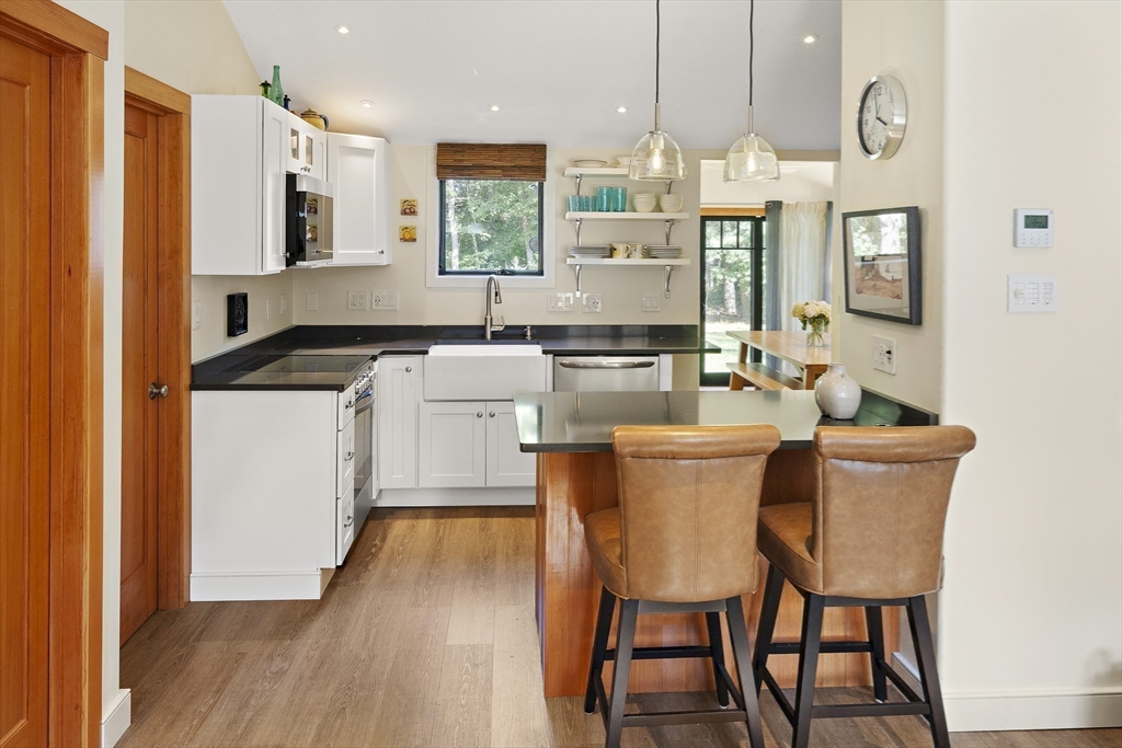 11 Quail Hill Rd