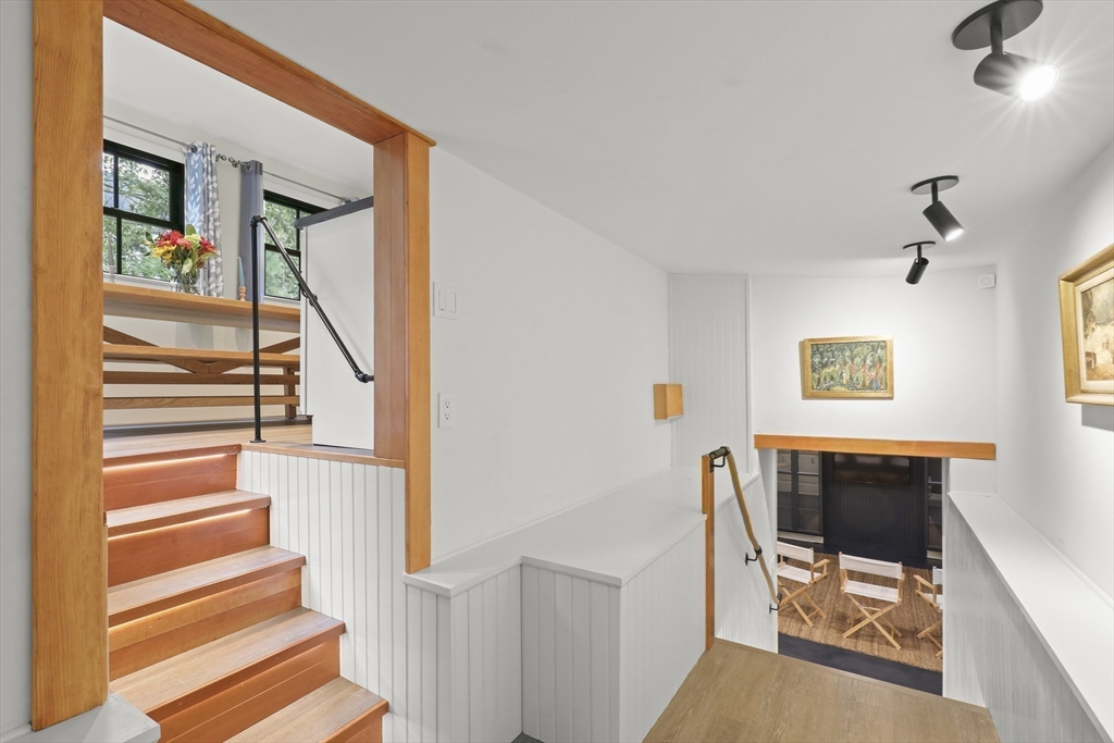 11 Quail Hill Rd