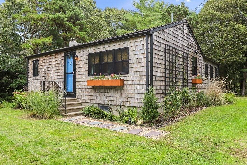 11 Quail Hill Rd