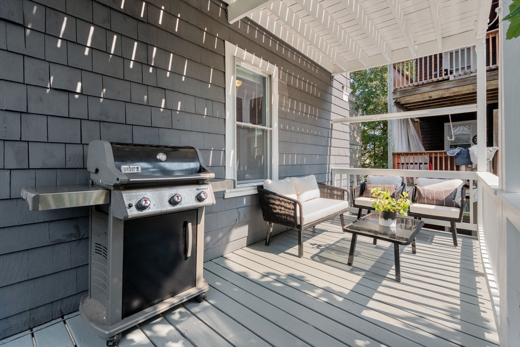 103 Dix St # 2