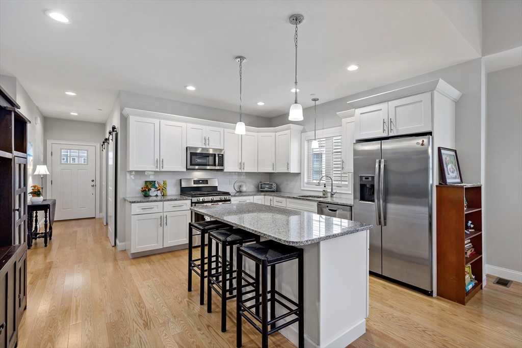 13 Longwood Ln # 13