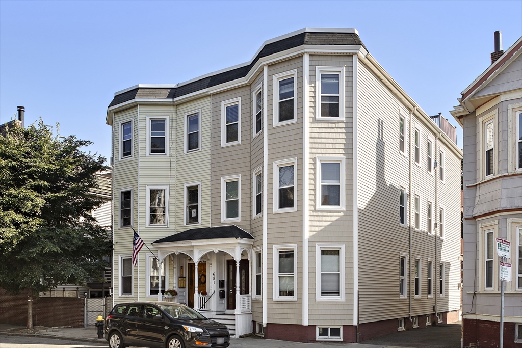 681 E 5th St # 2