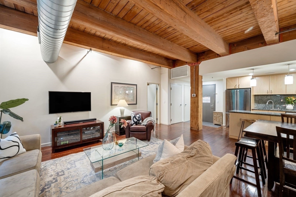 9 W Broadway # 104