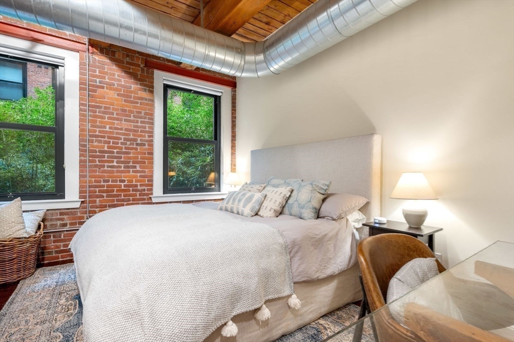 9 W Broadway # 104