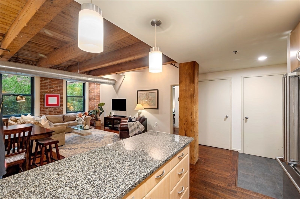 9 W Broadway # 104