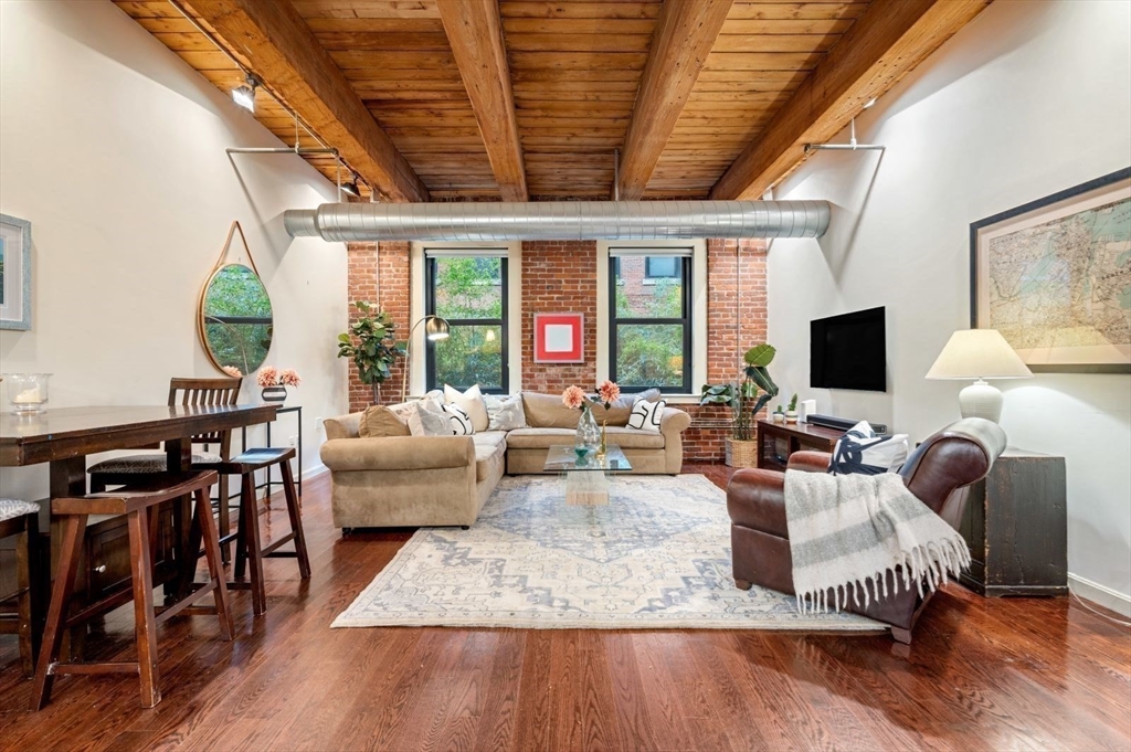 9 W Broadway # 104