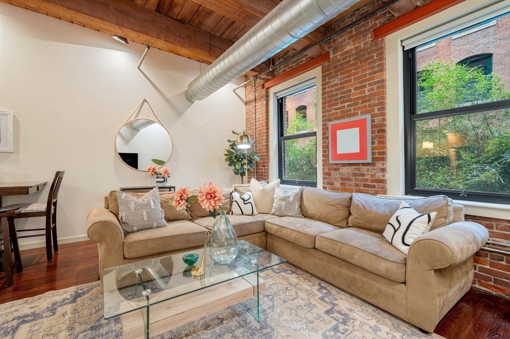 9 W Broadway # 104