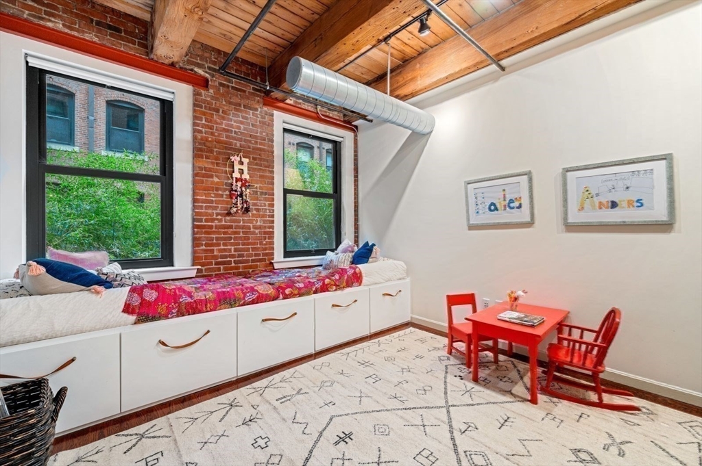 9 W Broadway # 104