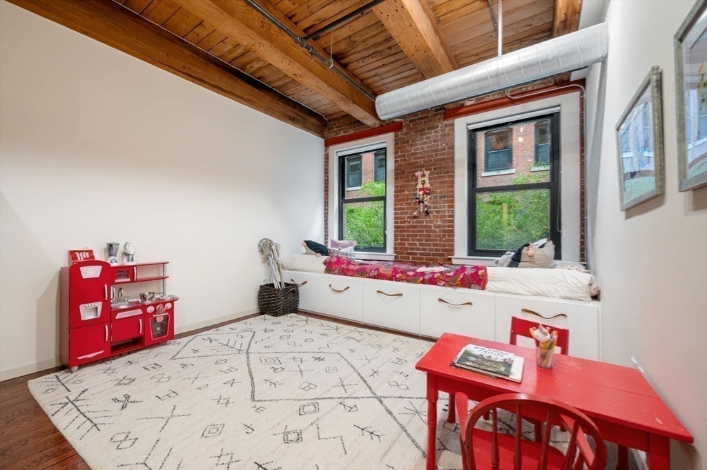 9 W Broadway # 104