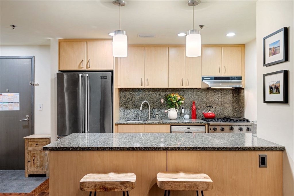 9 W Broadway # 104