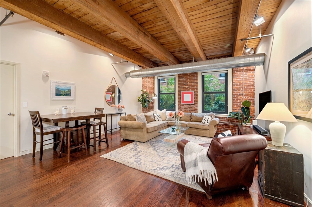 9 W Broadway # 104