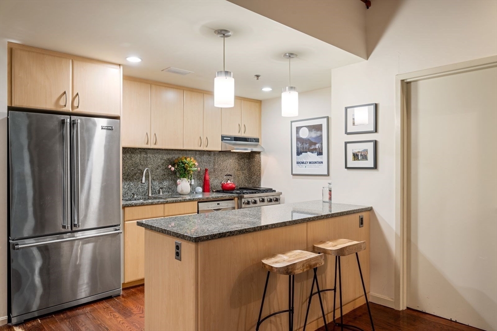 9 W Broadway # 104