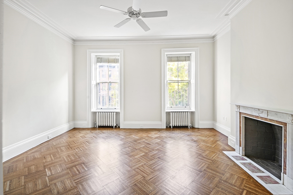 73 Marlborough St # 4