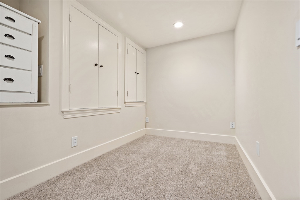 73 Marlborough St # 4