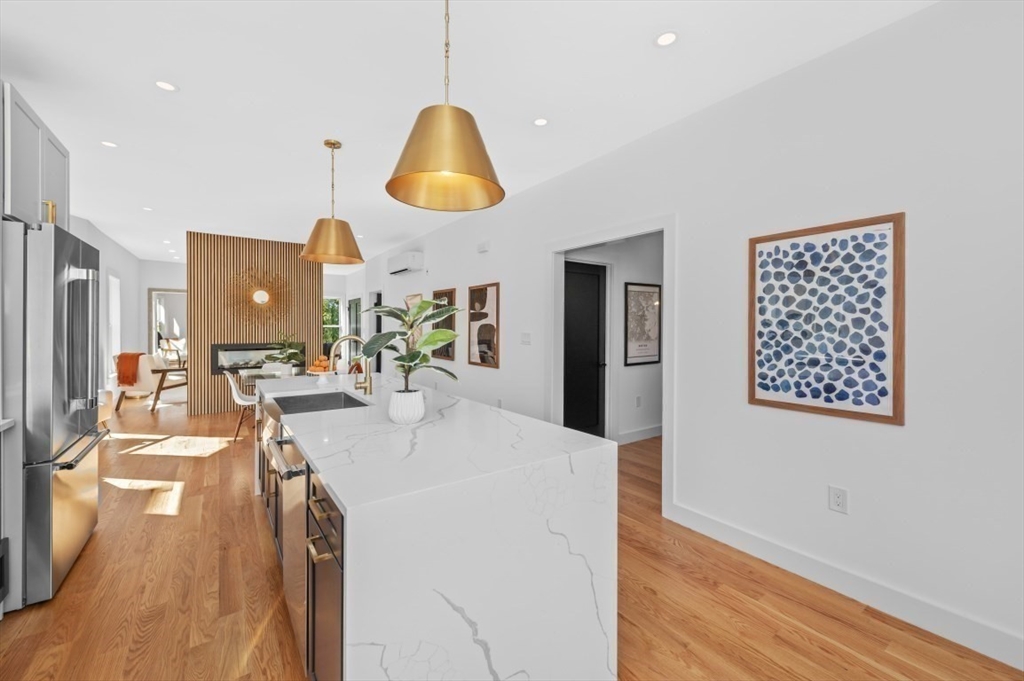 18 Windsor Rd # 2