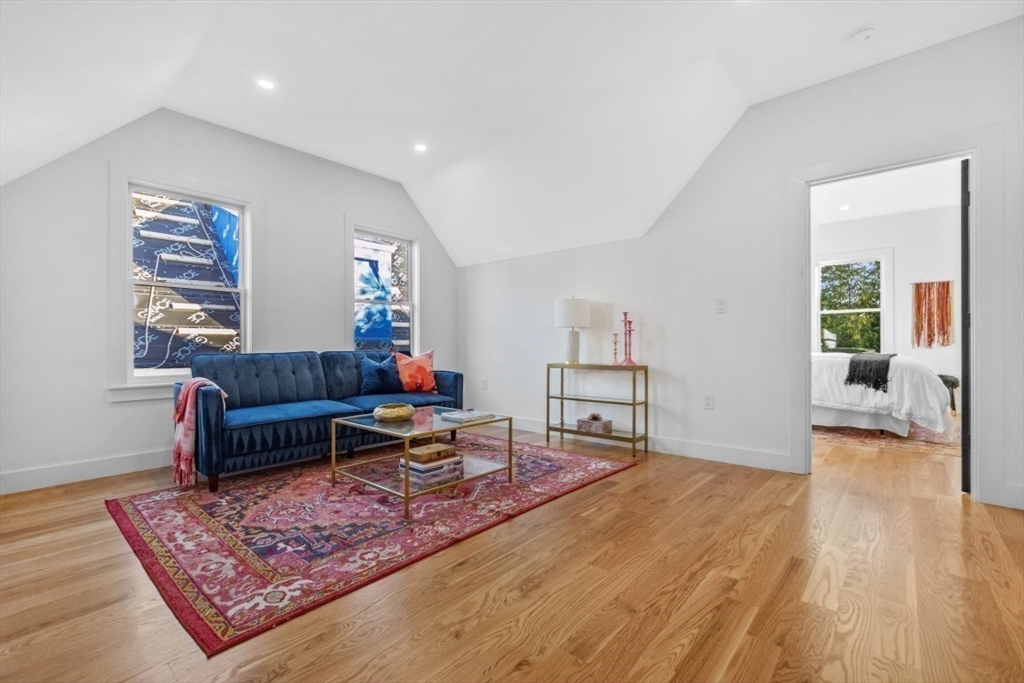 18 Windsor Rd # 2