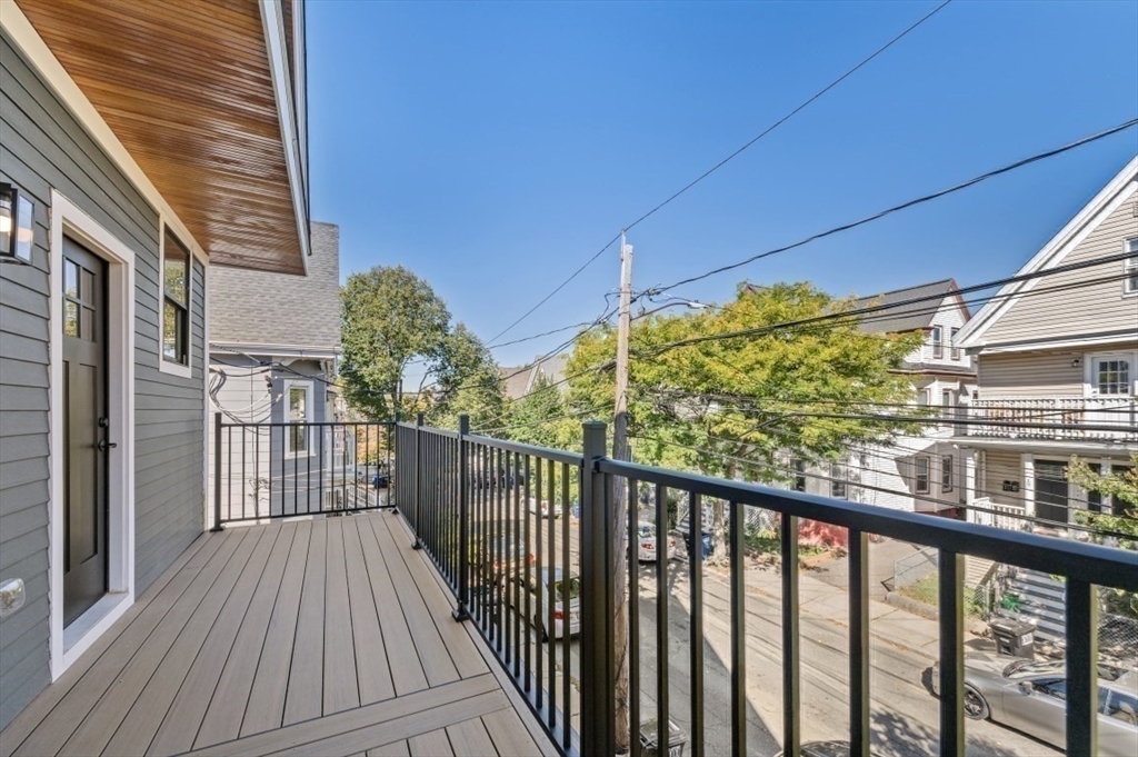 18 Windsor Rd # 2