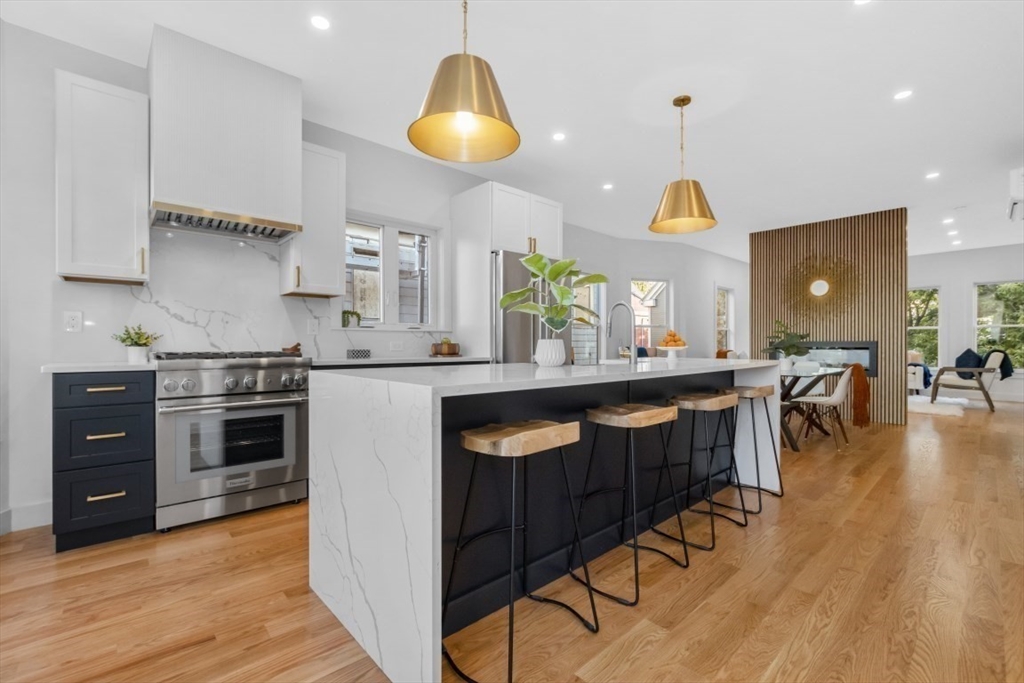 18 Windsor Rd # 2